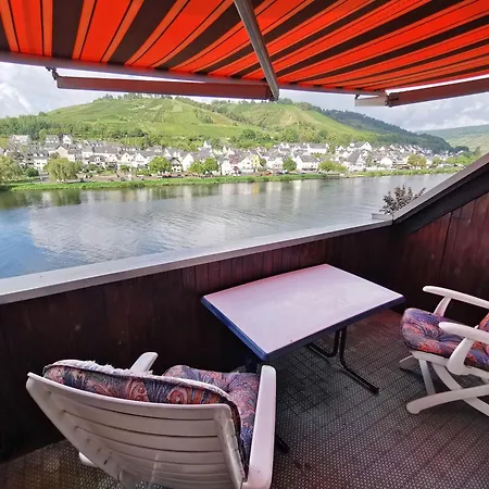 Mosel View Appartement Zell Buitenkant foto