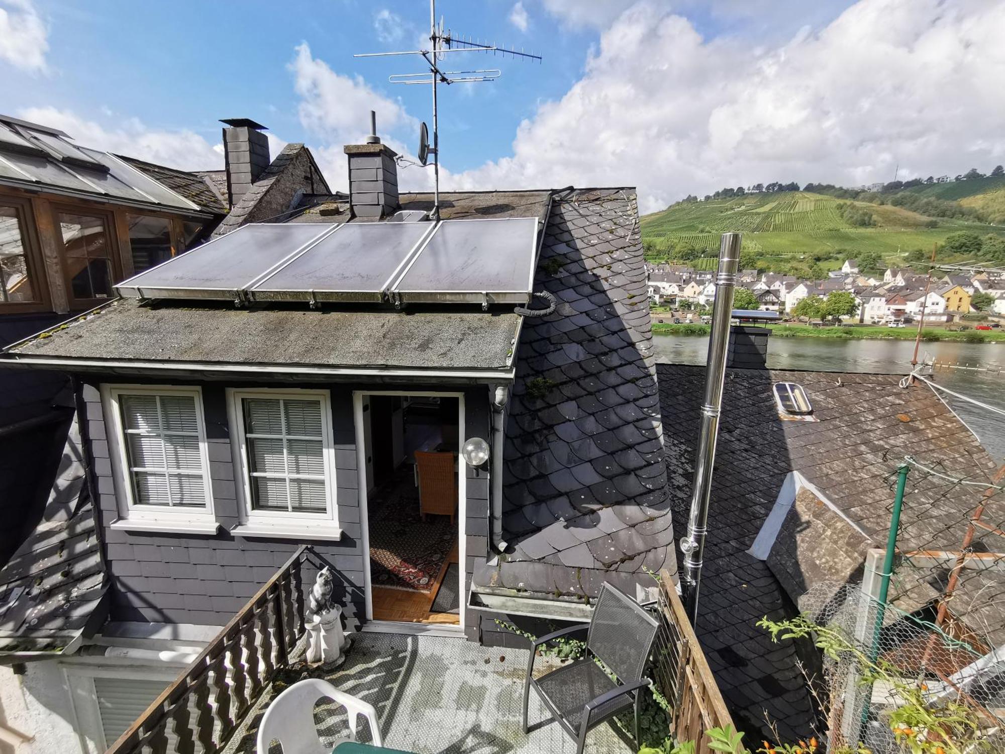 Mosel View Apartment *